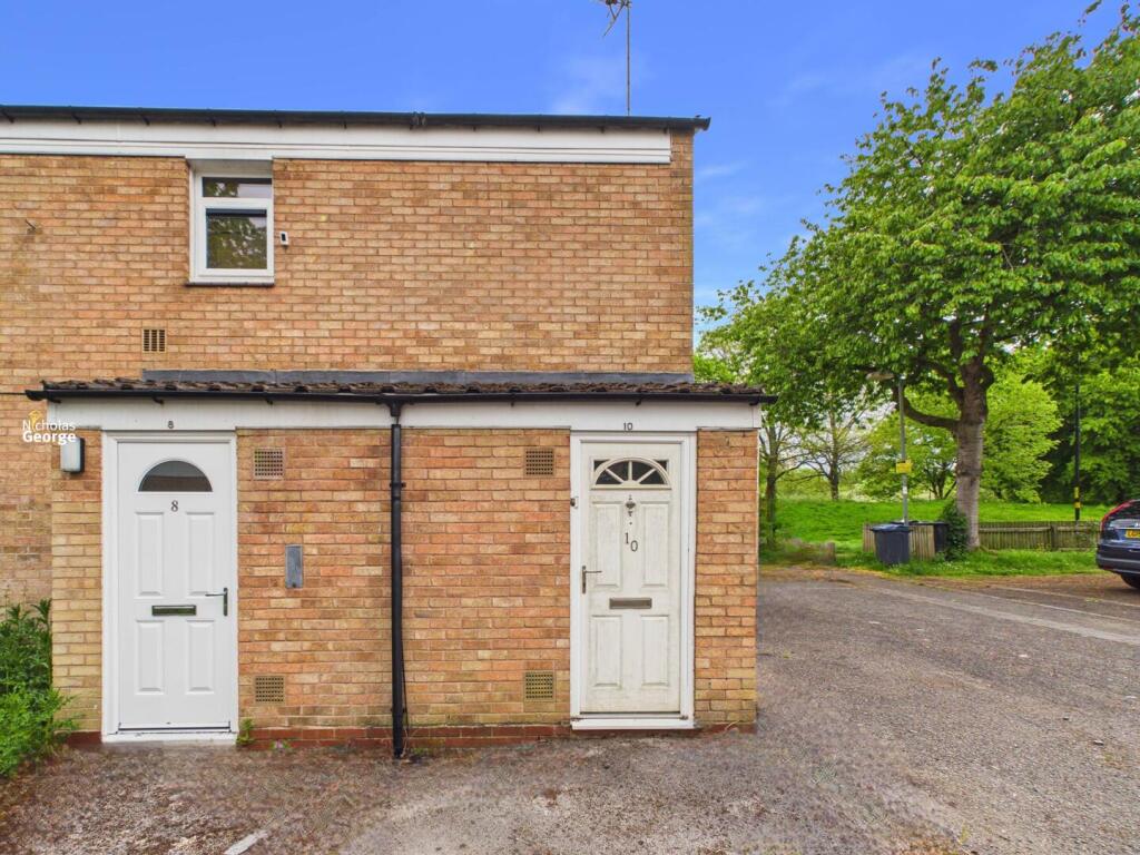 Main image of property: Dauntsey Covert, Birmingham