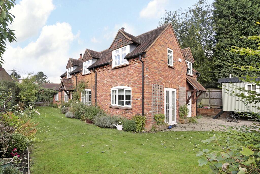 Main image of property: Moat Lane Great Missenden HP16