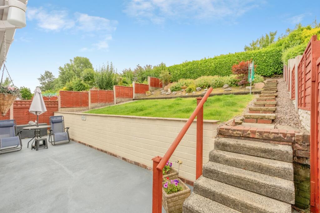 Crow Wood Avenue, Burnley, Lancashire, BB12 - View 4