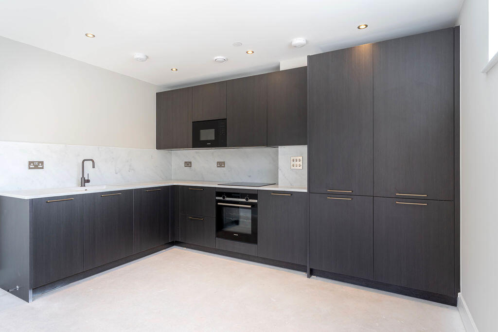 Apartment in London - View 5