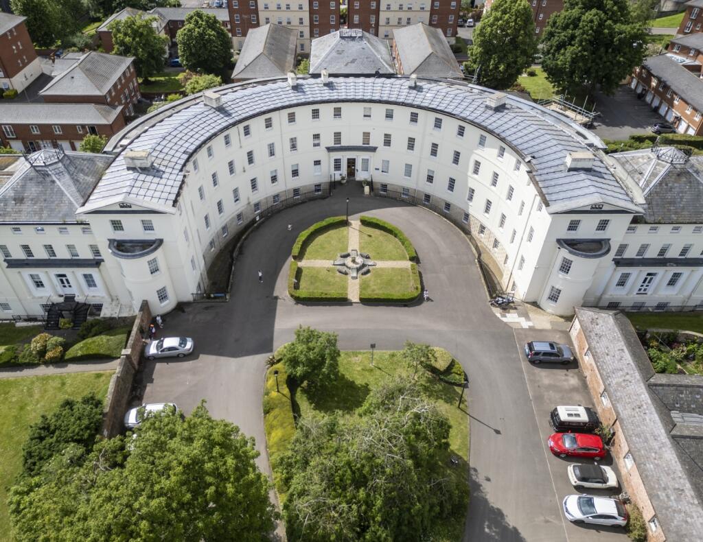 Main image of property: The Crescent, Gloucester