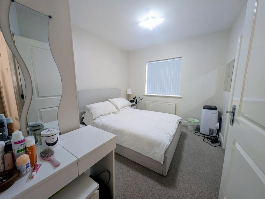 Additional image 6 of Middlewood Close, Solihull, B91 2TY