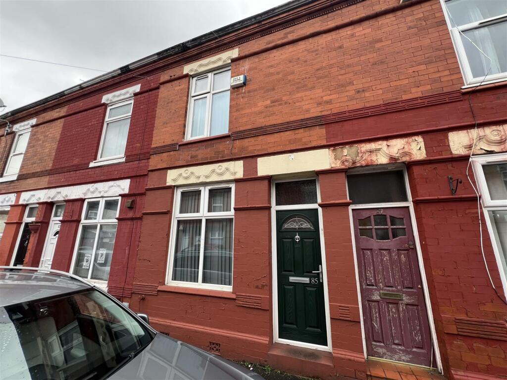Main image of property: Hemmons Road, Manchester