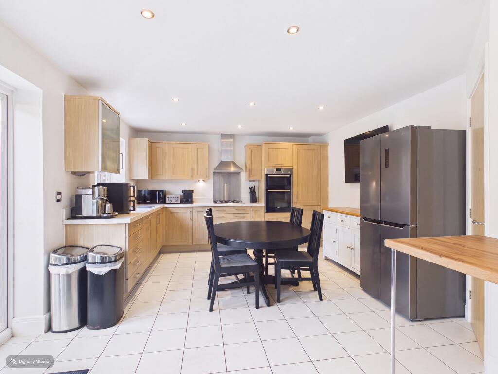 House in Sandwell, West Midlands - View 4
