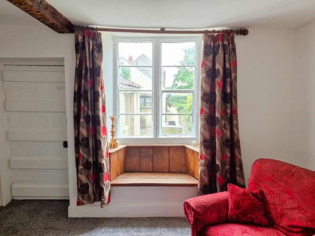 House in Westerleigh, South Gloucestershire - More