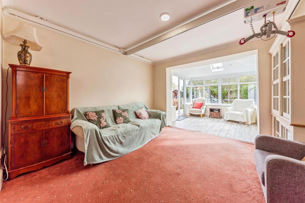 House in Nottingham - View 5