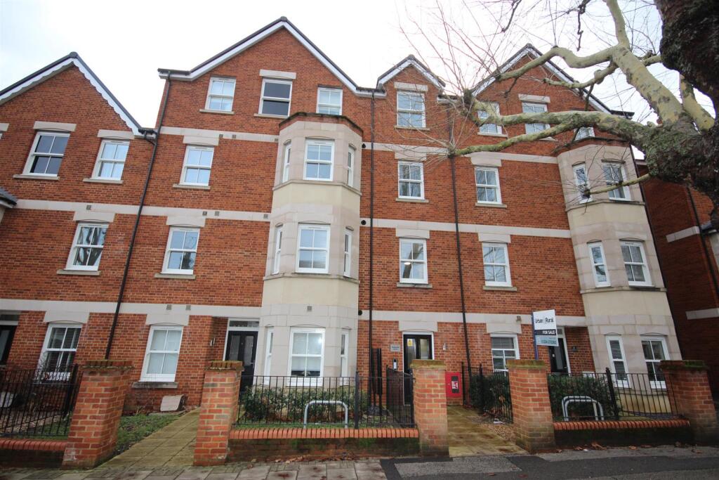Main image of property: Warwick Avenue, Bedford