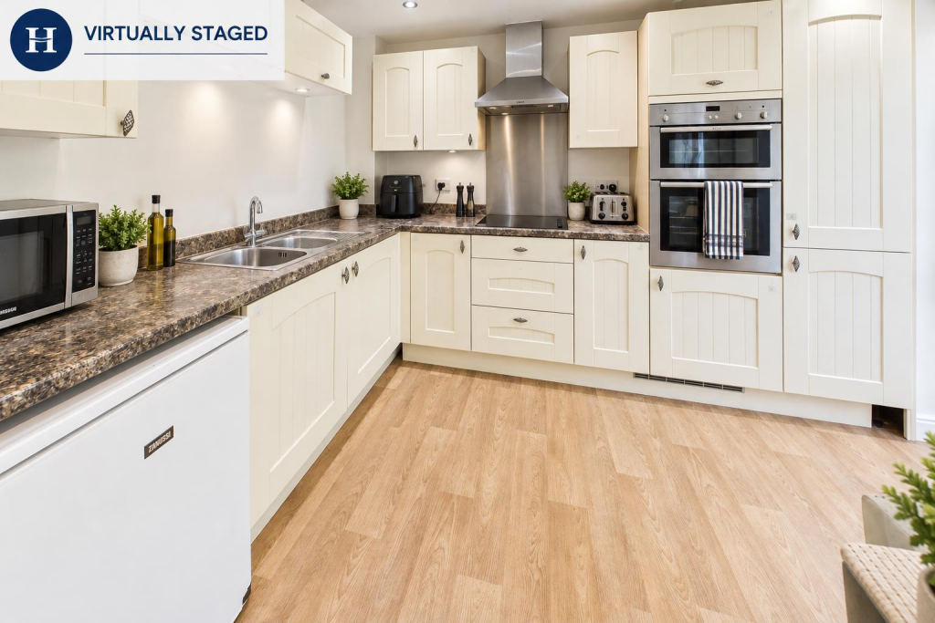 House in Eastleigh, Middle Stoneham - View 4