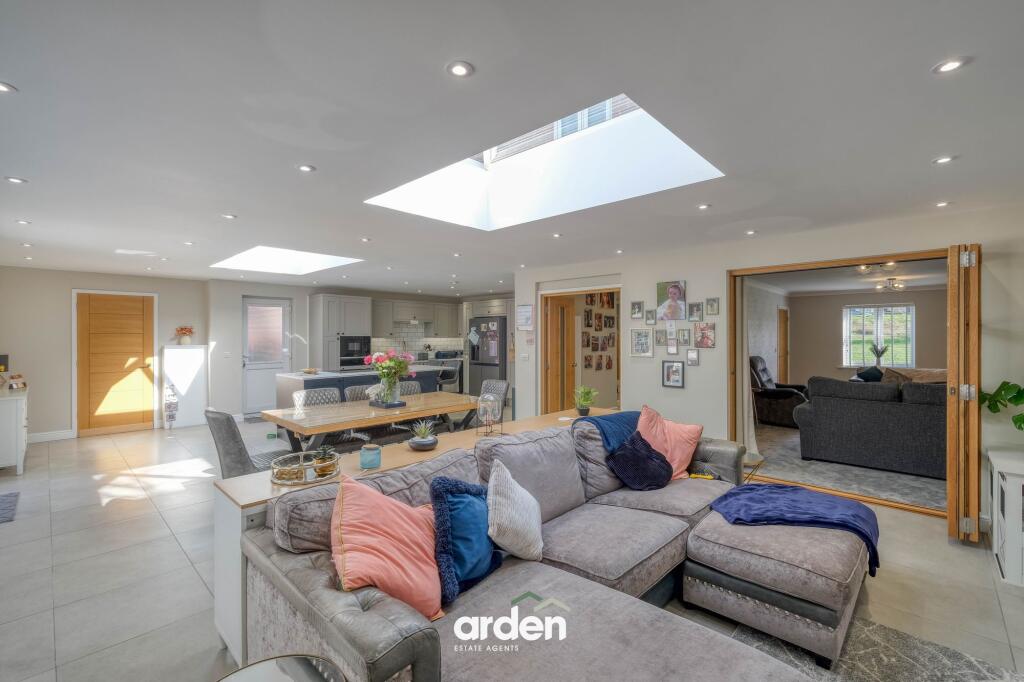 Additional image 6 of Pink Green Lane, Redditch, B97