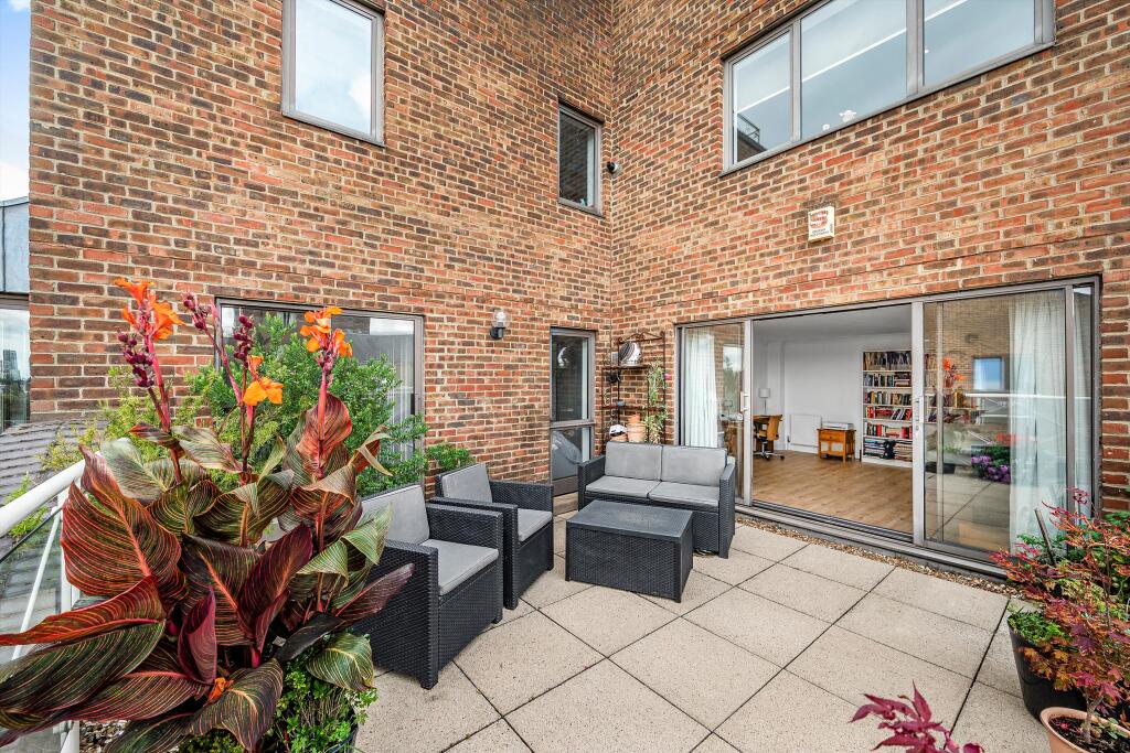 Main image of property: Cumberland Mills Square, London, E14