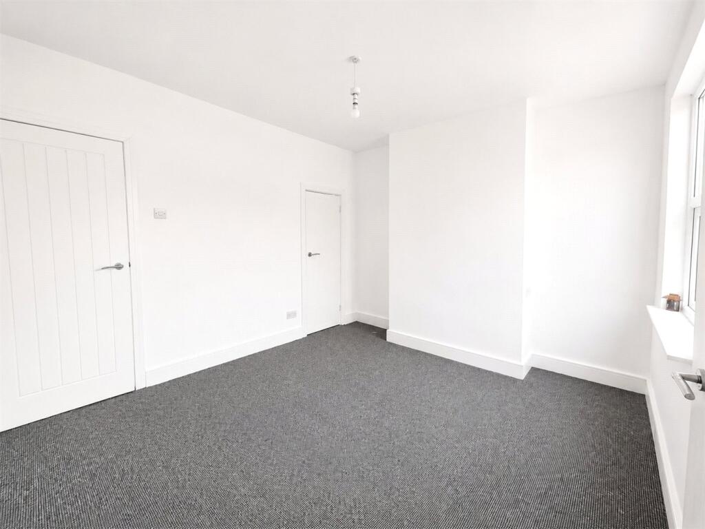House in Bourne, Hereward Estate - View 3