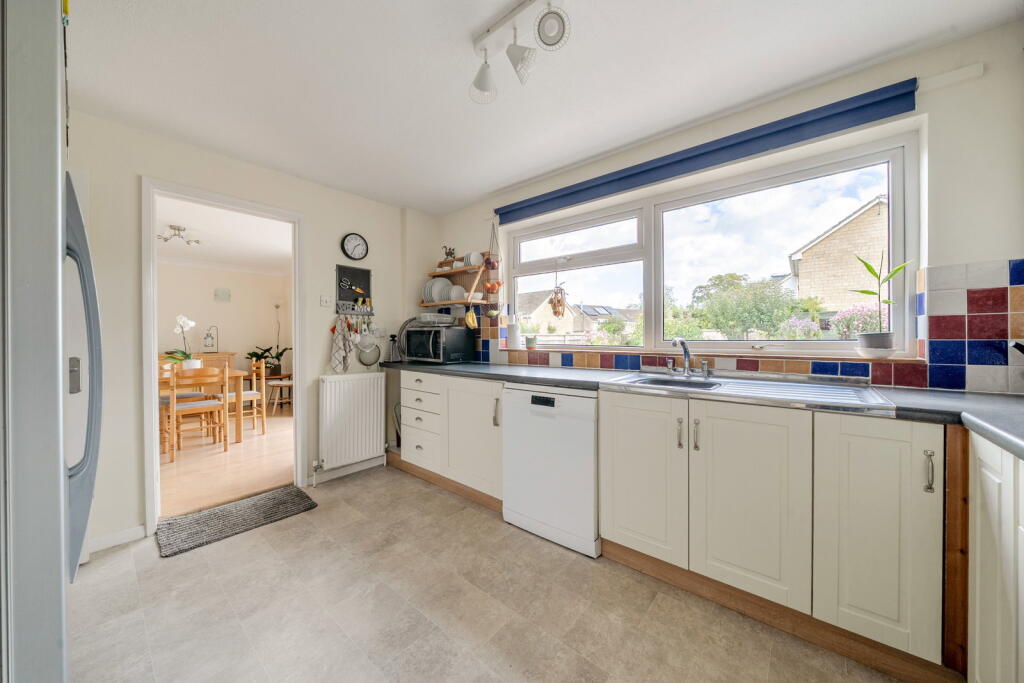 House in Swindon - View 5