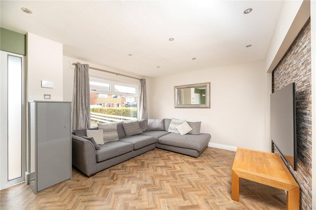 House in Leeds, Rothwell Haigh, Carlton - View 4