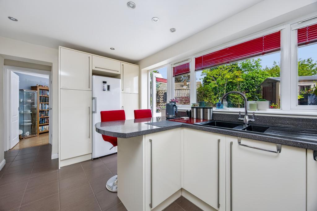 House in Horsham, Upper Beeding - More