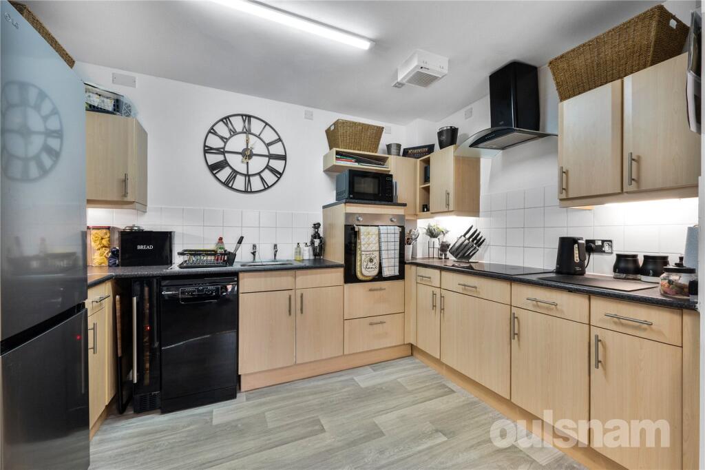 Apartment in Birmingham - View 5
