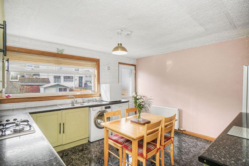 6 Drylie Street, Cowdenbeath, Fife, KY4 9AQ photo 3
