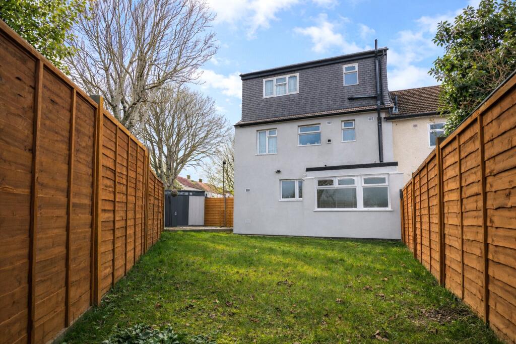 Balchen Road, London, SE3 photo 3
