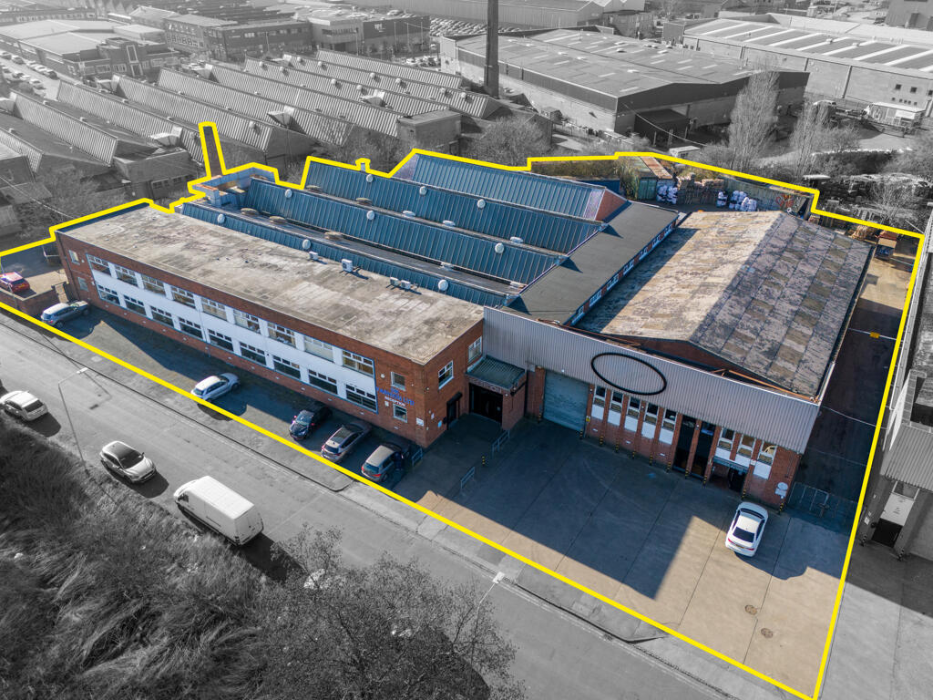 Main image of property: 434-440 Thurmaston Boulevard, Leicester, LE4 9LE