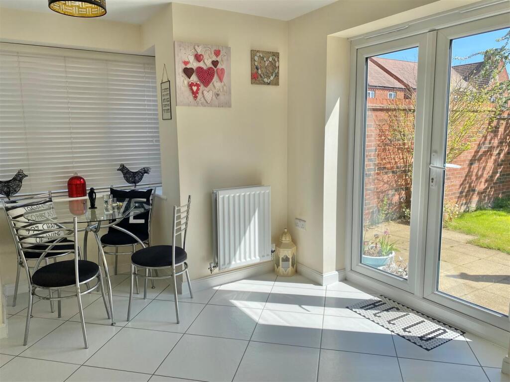 Woodwynd Close, Bowbrook, Shrewsbury - View 5