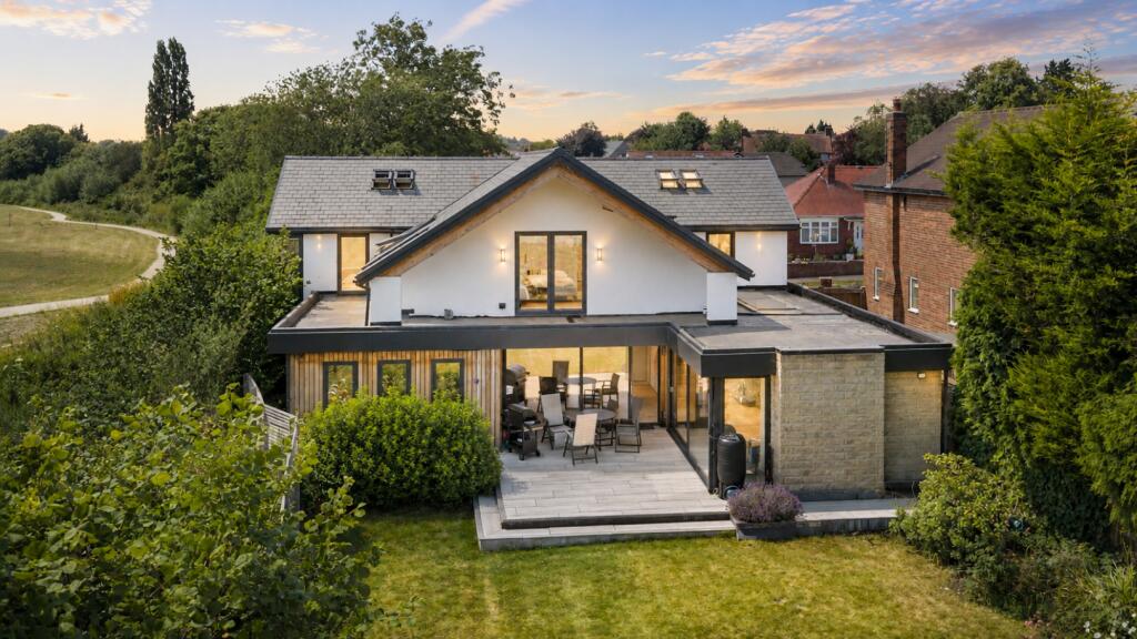 Main image of property: Inglewood, Broomhall Avenue
