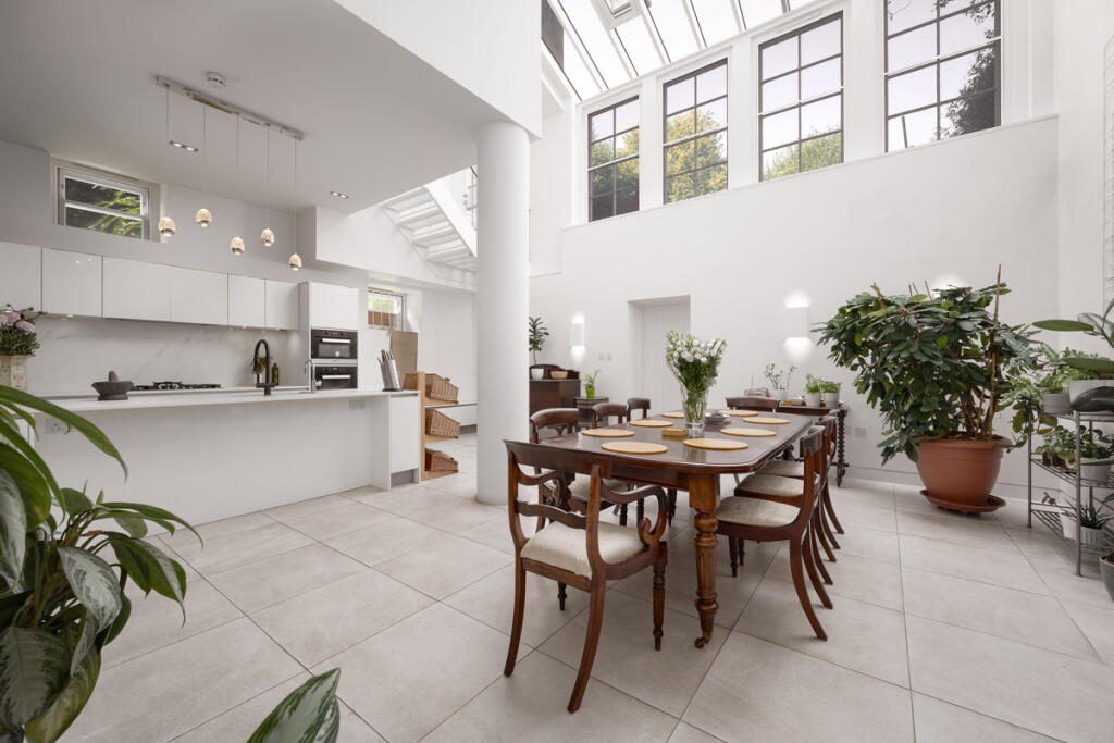 House in London - View 4