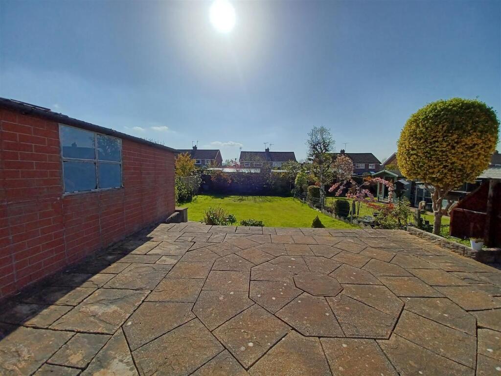 House in Sandbach, Ettiley Heath - View 3