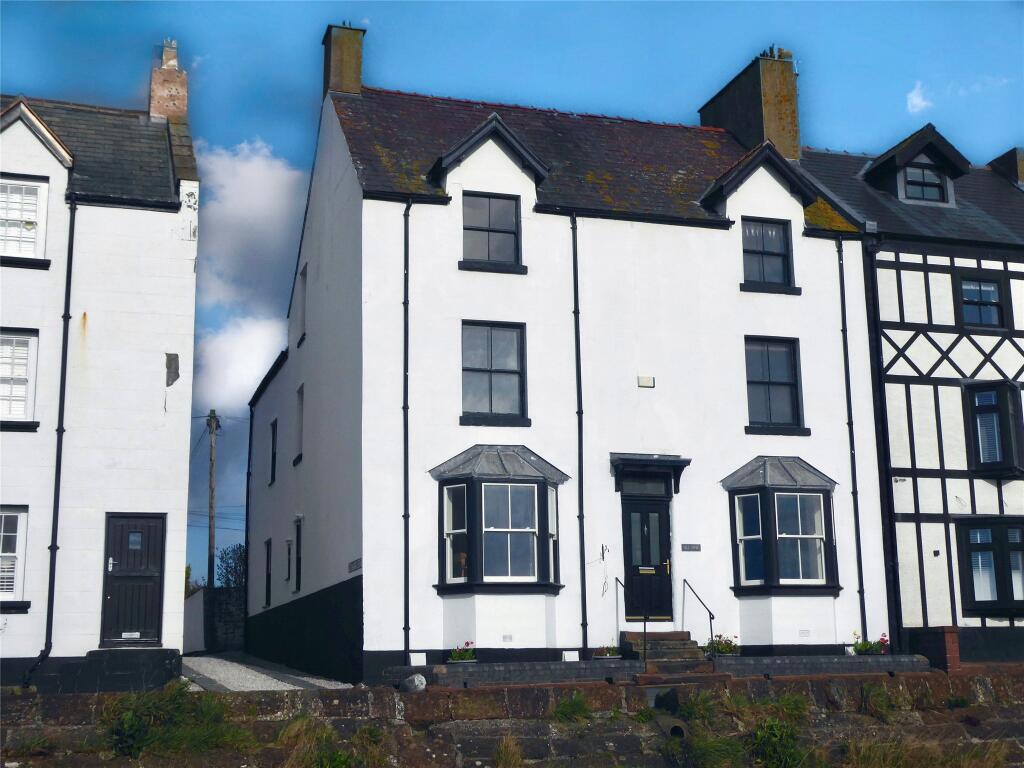 Main image of property: The Parade, Parkgate, Neston, Cheshire, CH64