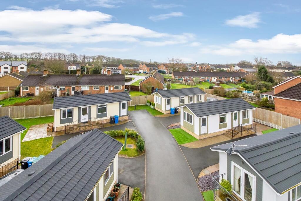 Main image of property: New Road, Featherstone, Wolverhampton