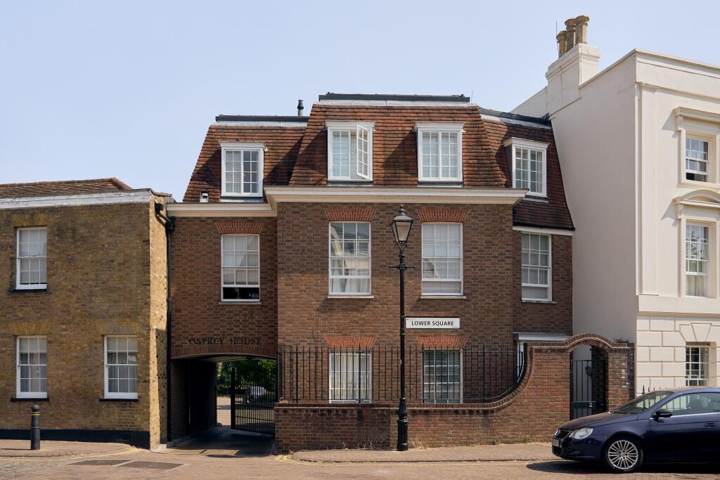 Apartment in Twickenham - View 3