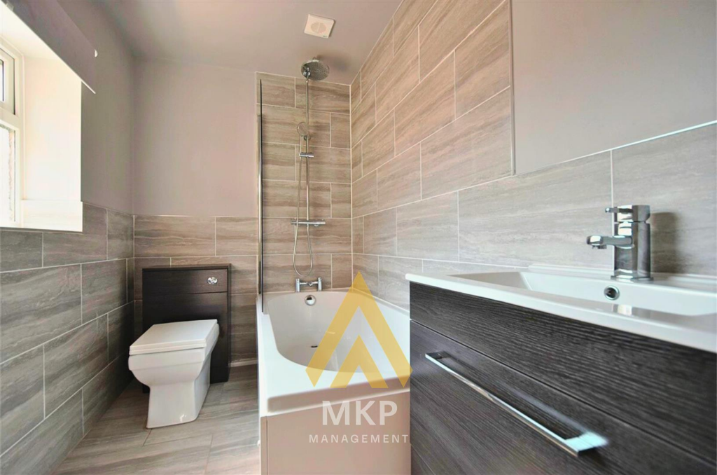 4 bedroom terraced house for rent