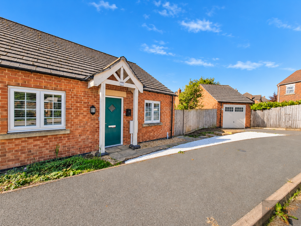 2-bed detached on Lowe Avenue, Smalley, Derbyshire, £265,000