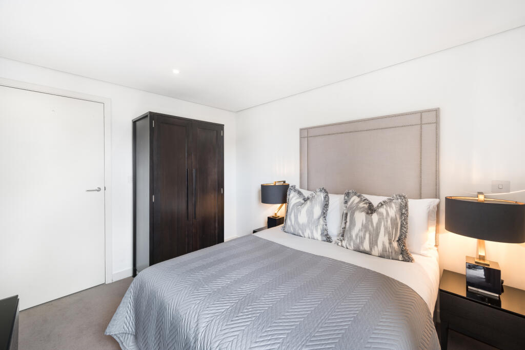 Main image of property: 4 Merchant Square East, W2