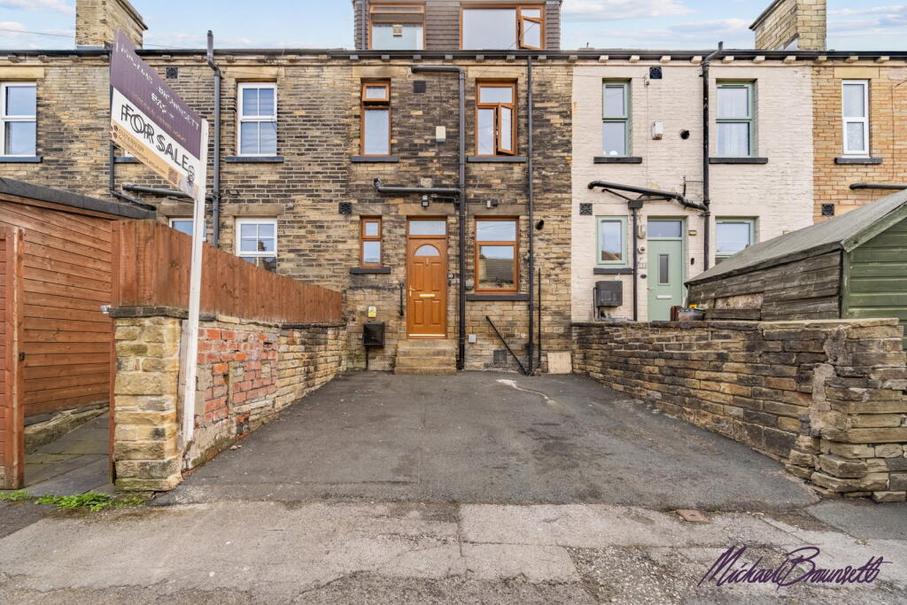 Additional image 23 of South View, Greengates, Bradford, BD10 0QX