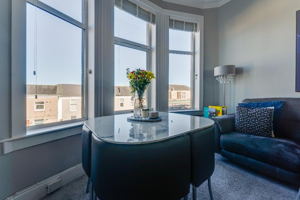 Apartment in Greenock, Inverclyde - More