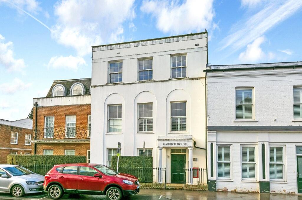 Main image of property: High Street, Hampton Hill