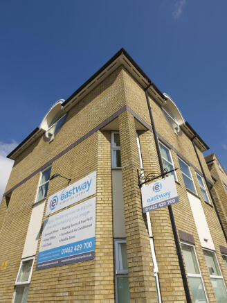 Hitchin Town Centre Offices To Rent