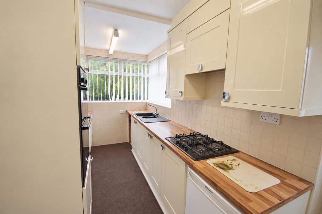 House in Amber Valley, Derbyshire - View 3