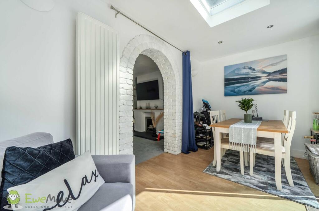 House in Basingstoke and Deane, Kingsclere - View 4