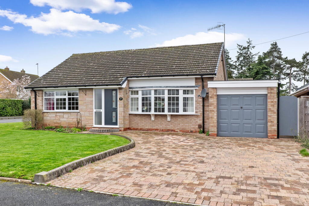 2-bed detached on 6 Lugano Road, Northwick, Worcester.  WR3 7NG, £375,000