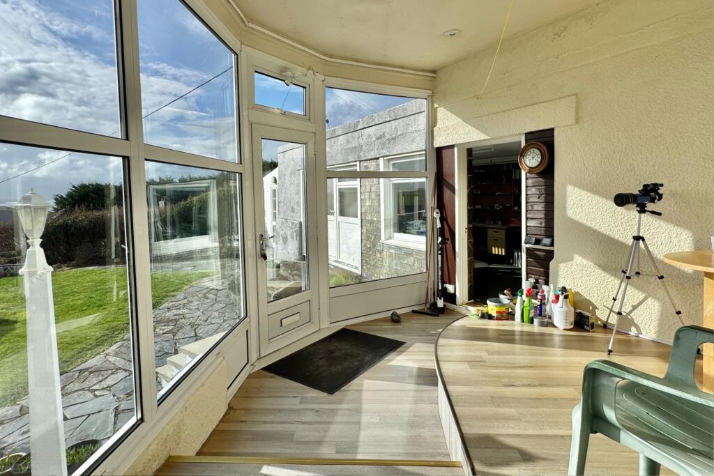 Gem House, Mawgan Porth, TR8 photo 3