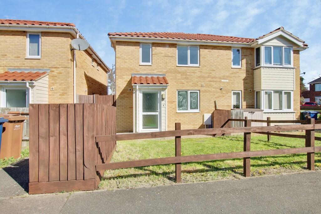 Main image of property: Dagless Way, March