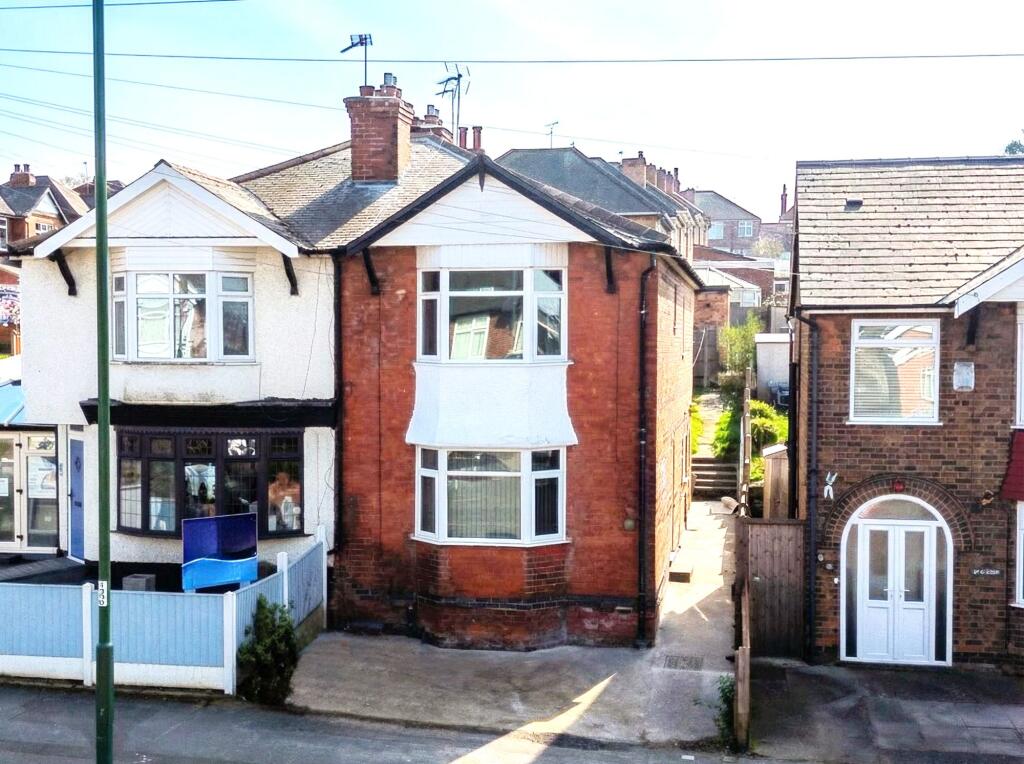 House in Nottingham, Gedling - View 2