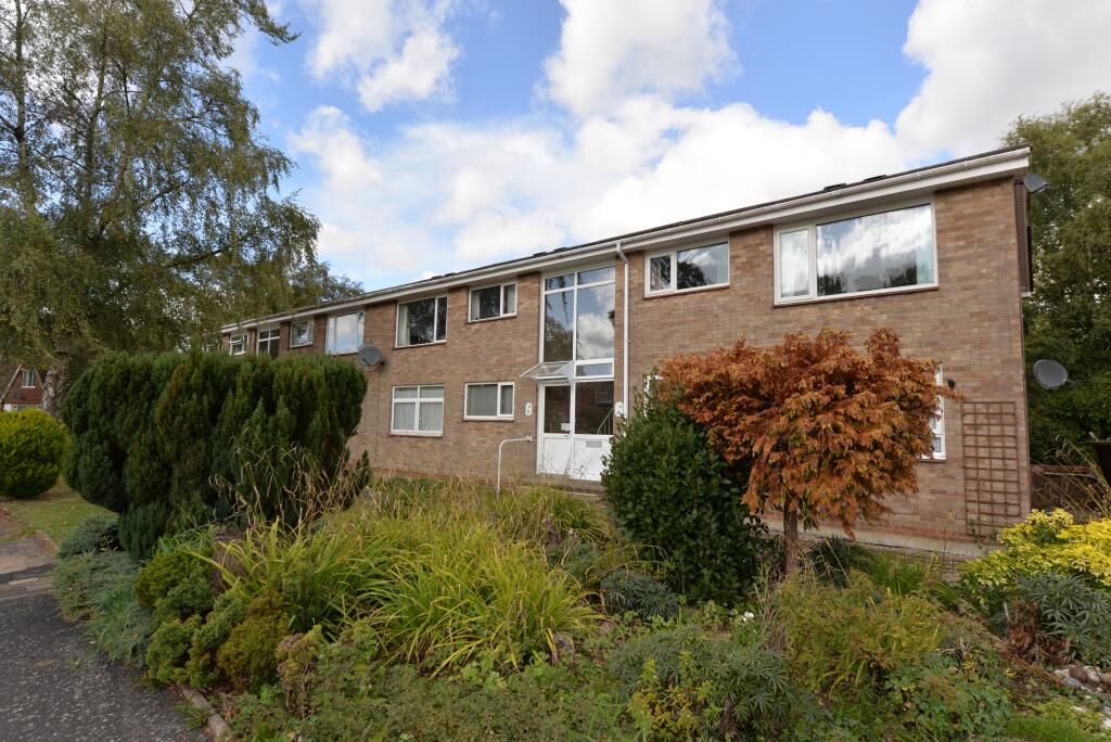 Main image of property: Charnwood Crescent, Chandler's Ford, Eastleigh, SO53