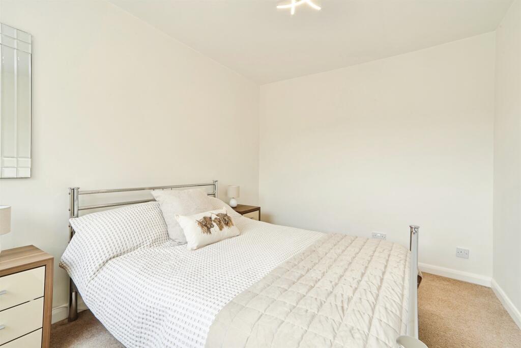 Additional image 14 of Hoyle Court Road, Baildon, Shipley