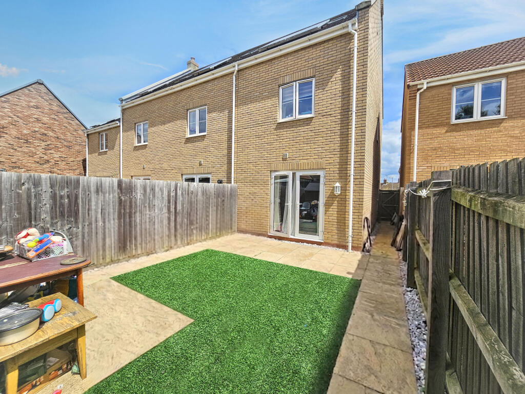 House in Fenland, Whittlesey - View 2