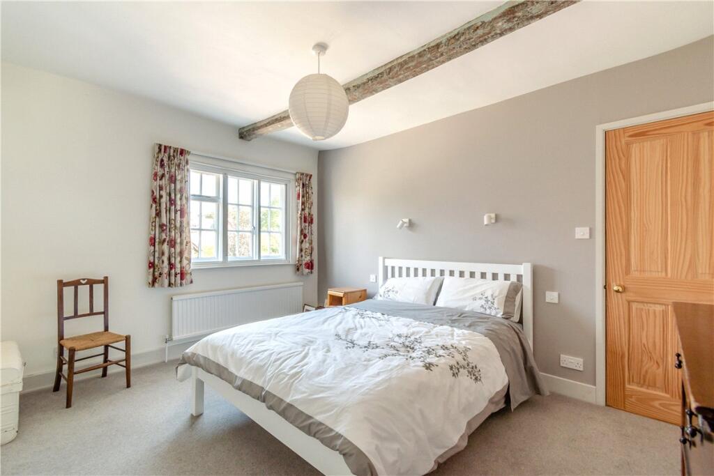 House in Winchester, Twyford - More