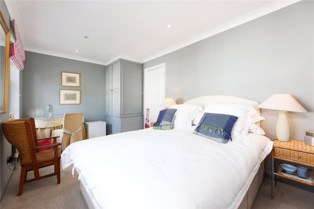 House in London - View 4