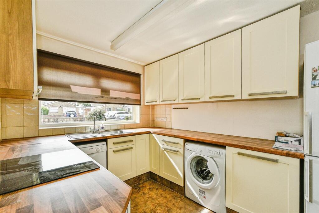 House in Salisbury, Churchfields - View 4