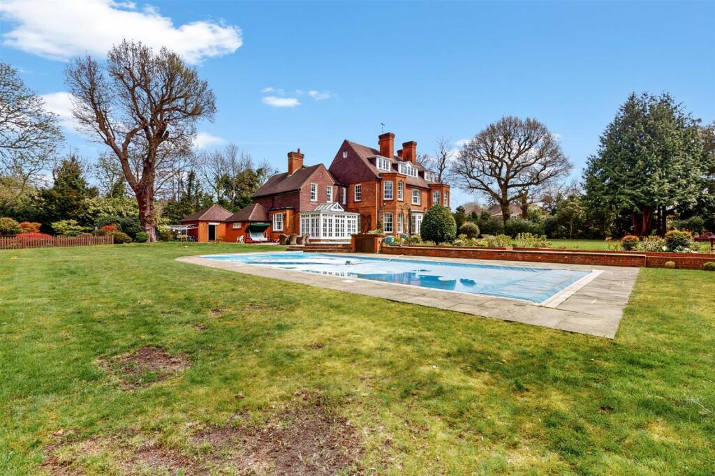 Main image of property: Mount Park Rd, Harrow On The Hill