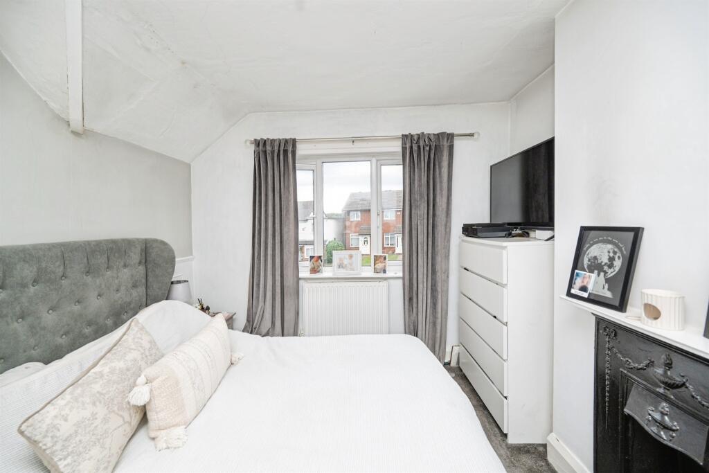 House in Dudley, West Midlands - View 5